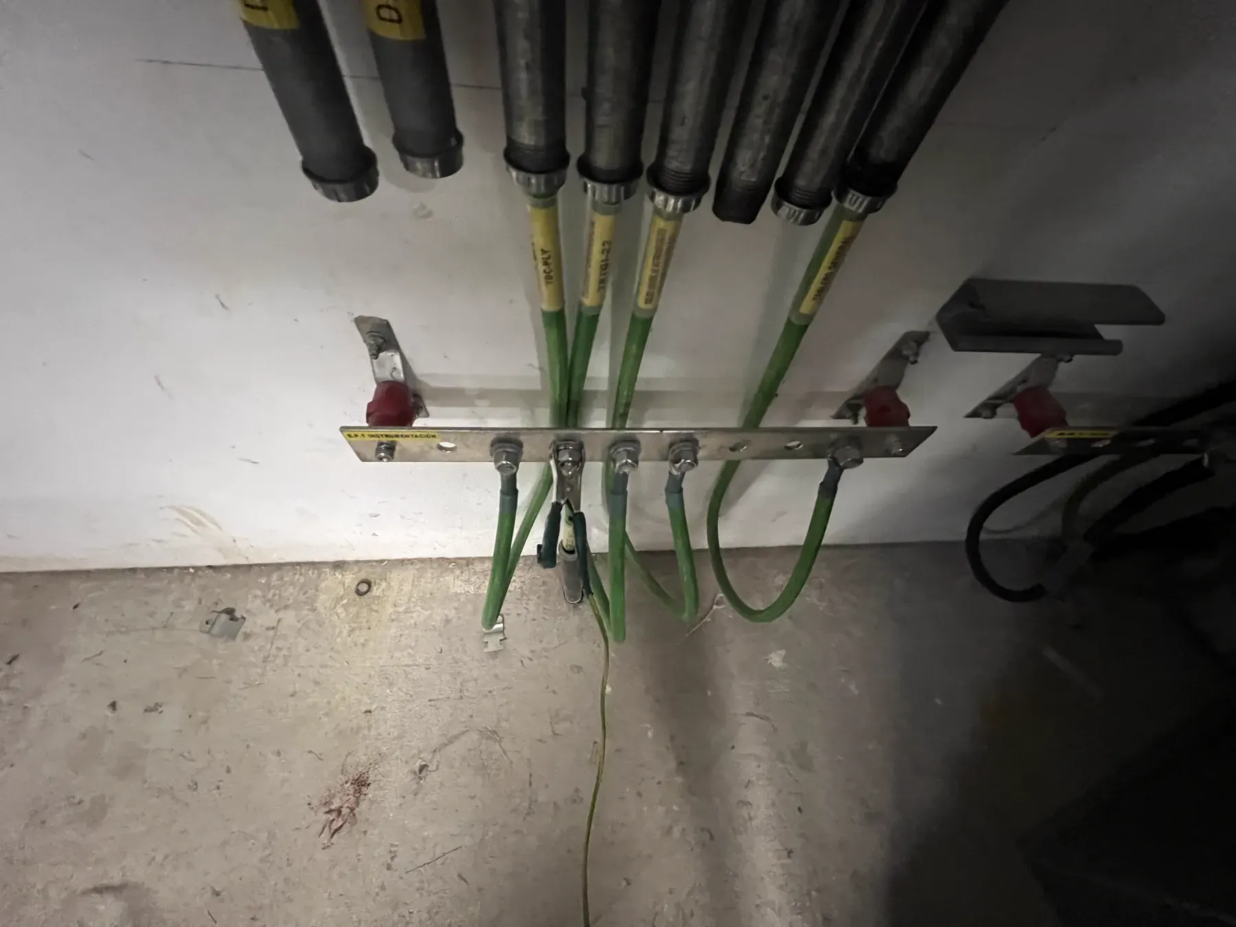 Imagen técnica 19 del servicio Mantenimiento Eléctrico a Redes Industriales y Comerciales